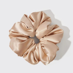 Coussin Holiday Cloud 9 en satin Scrunchie 1 pièce - Champagne