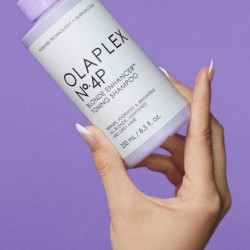 Olaplex N ° 4P Blonde Enhancer ™ Toning Shampoo