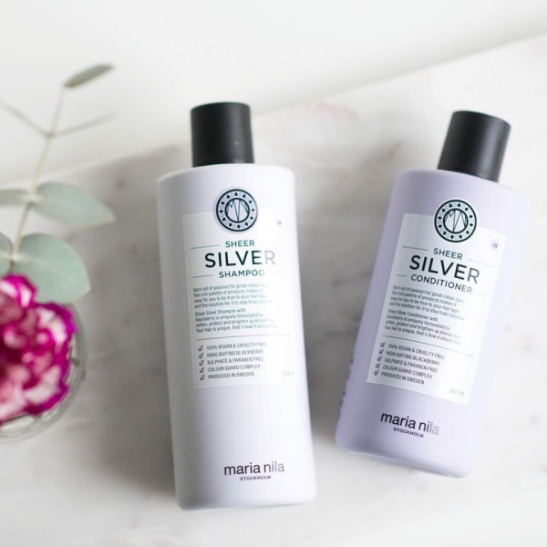 shampooing-dejaunisseur-sheer-silver